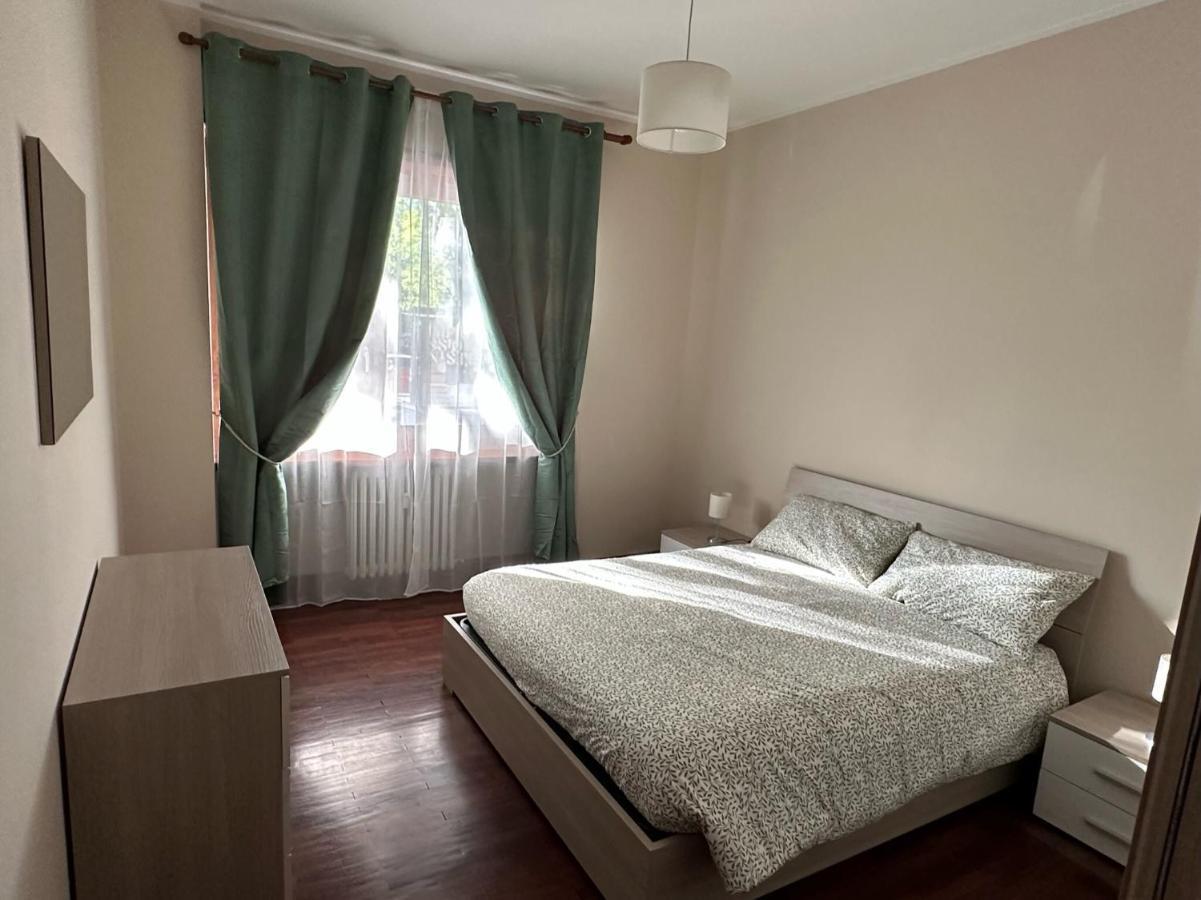 Casa Gianduia Davanti Al Grattacielo * Turyn