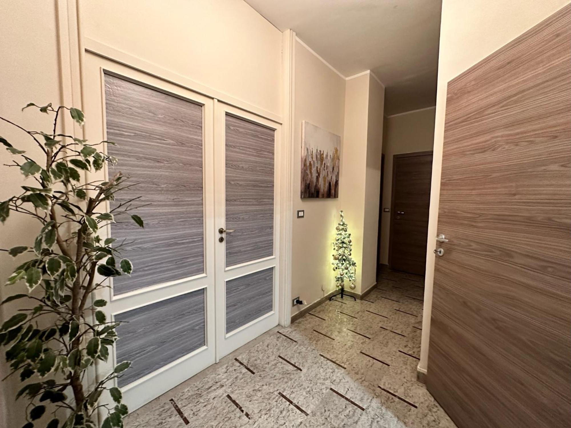 Apartament Casa Gianduia Davanti Al Grattacielo
